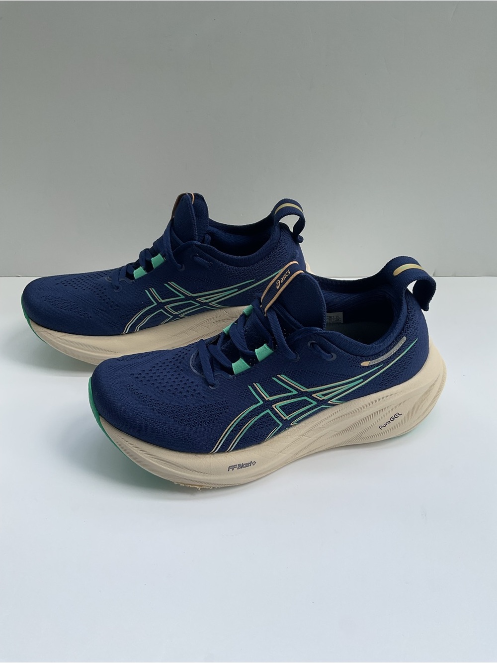 ASICS Gel-Nimbus 26 Women’s 7.5 Navy Running Shoes - Picture 2 of 12